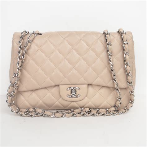 bolso mas barato de chanel|bolsas Chanel pre owned.